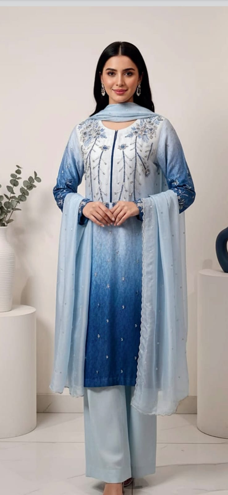 Lux-Pret-Chiffon emb. sky blue