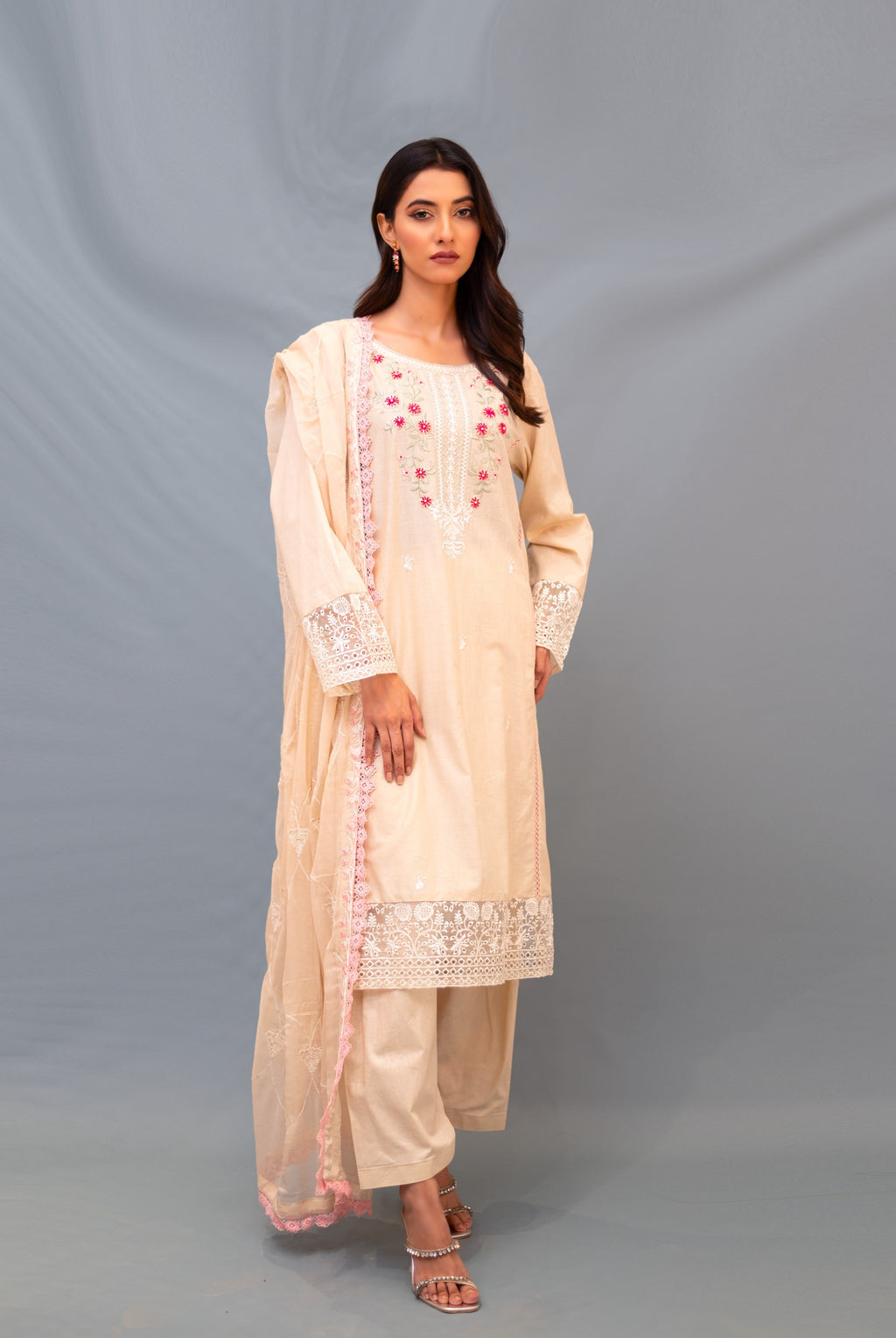 Safeena Cream