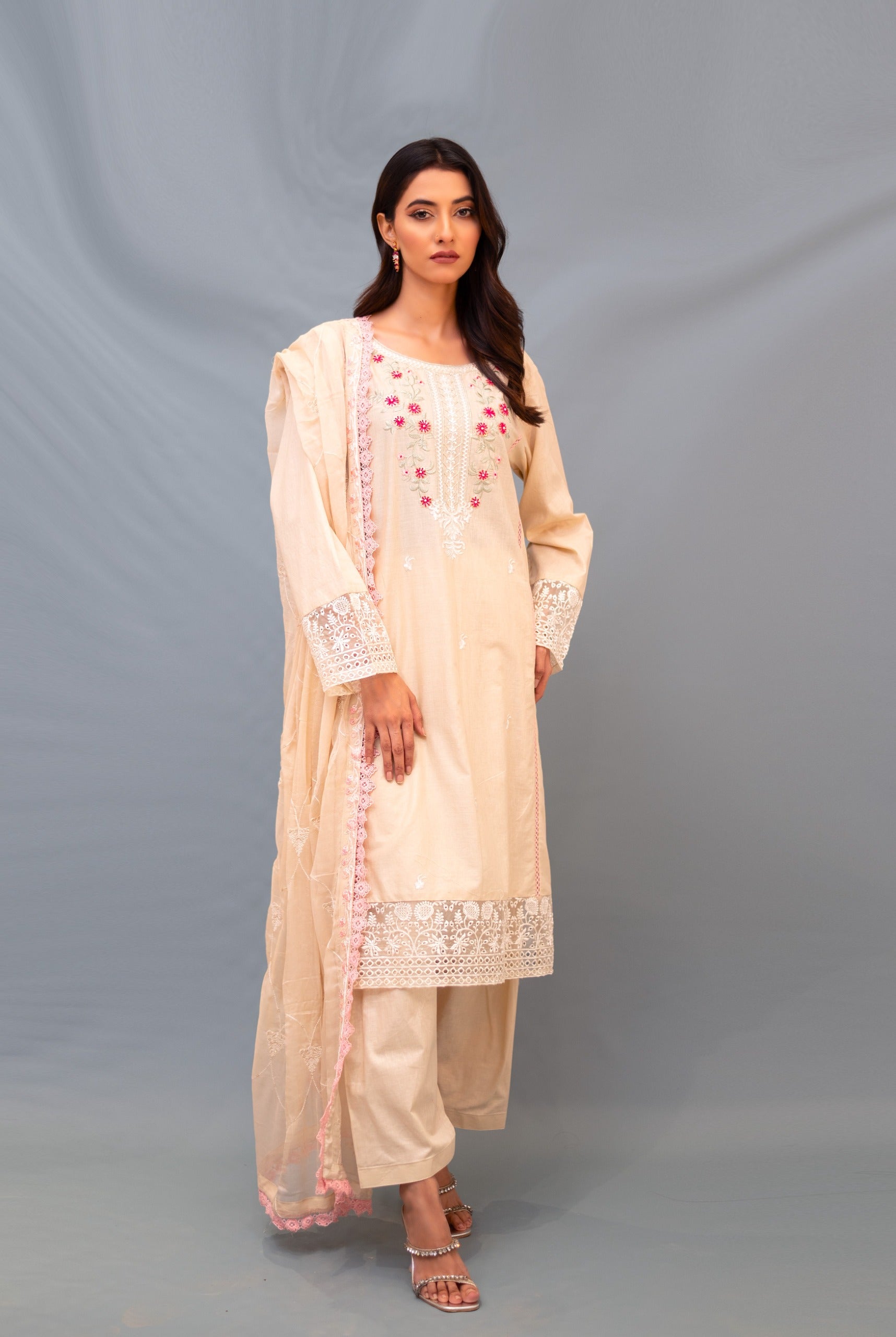 Safeena Cream