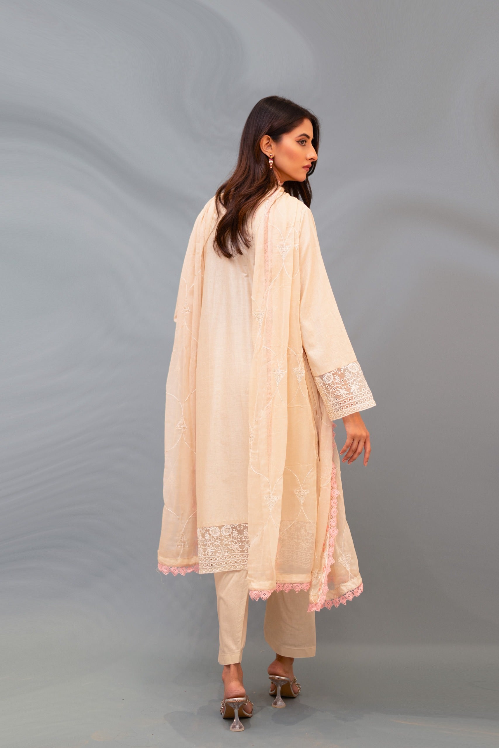 Safeena Cream