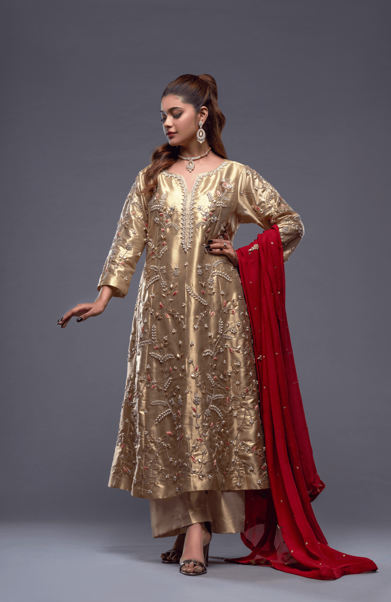 Hoor Golden 3pc Secondary image